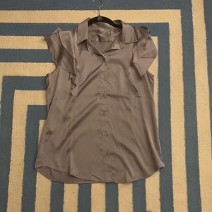 Gray top Size: M
